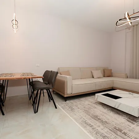 Imperial Visar Melody Lägenhet *