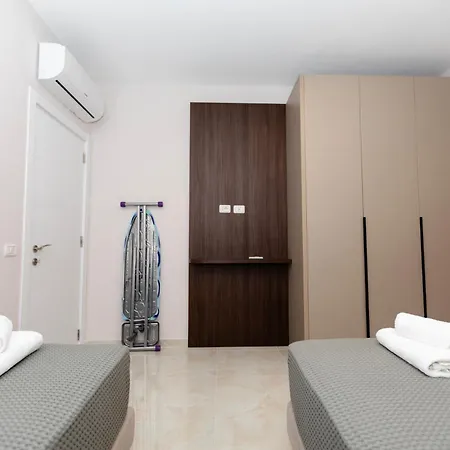 Imperial Visar Melody Lägenhet Vlorë