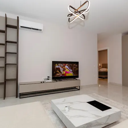 Imperial Visar Melody Lägenhet Vlorë