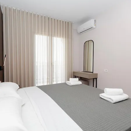 Imperial Visar Melody Lägenhet Vlorë