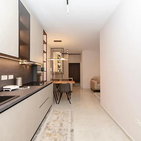 Imperial Visar Melody Lägenhet Vlorë